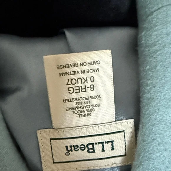 L.L. Bean Women's Light Blue Blazer - Picture 8 of 8